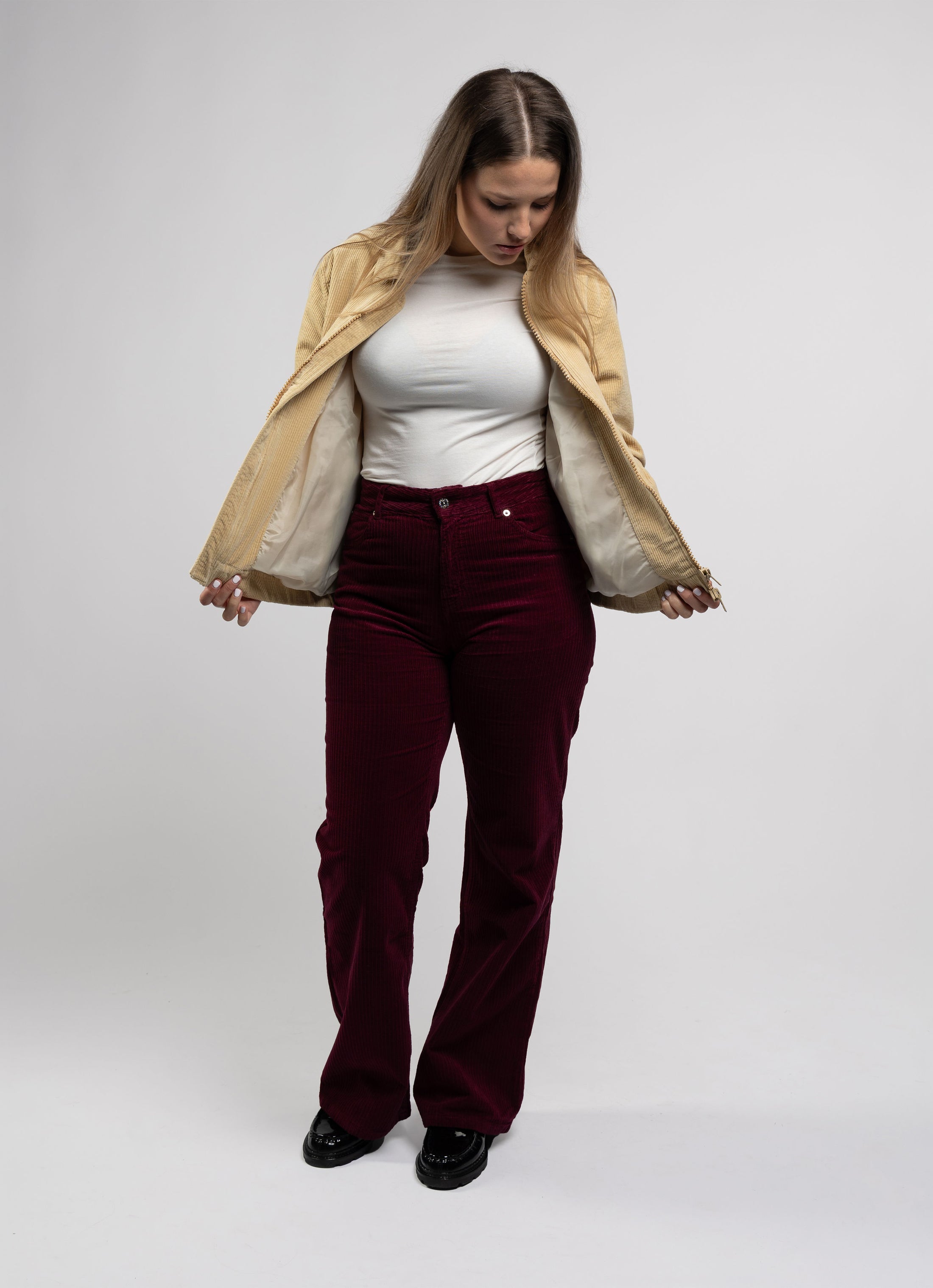 PANTALON FLARE PRUNE