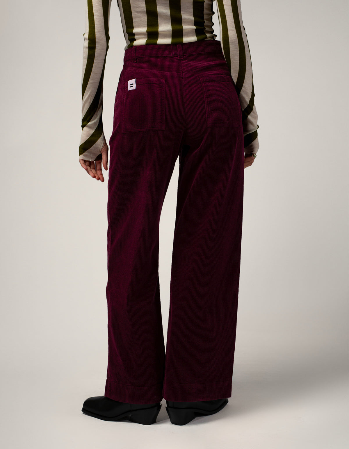 PANTALON PINCE FEMME PRUNE