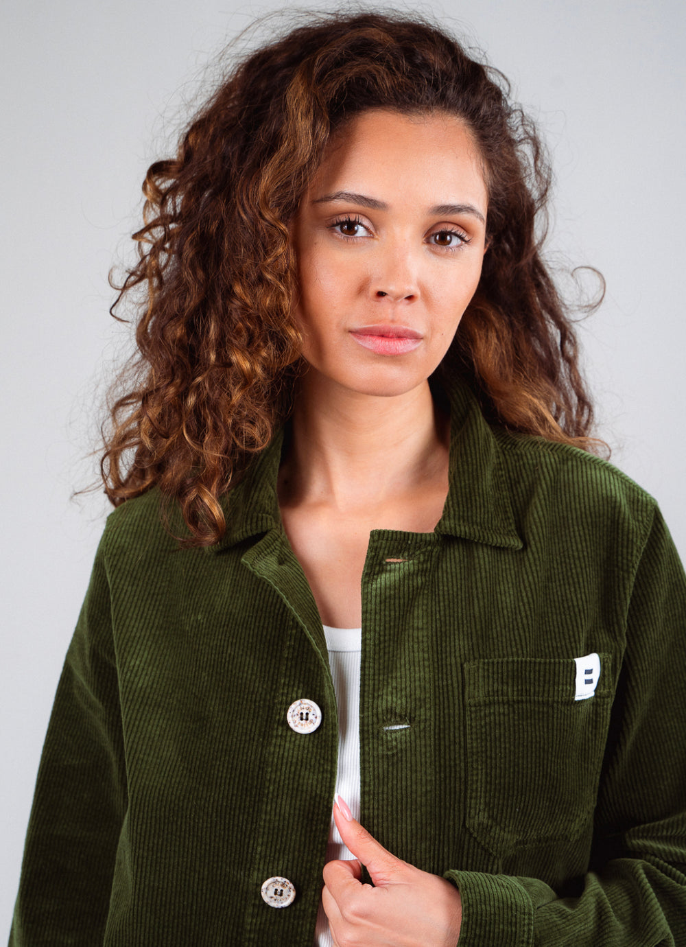 VESTE CÔTELÉ VERT OLIVE