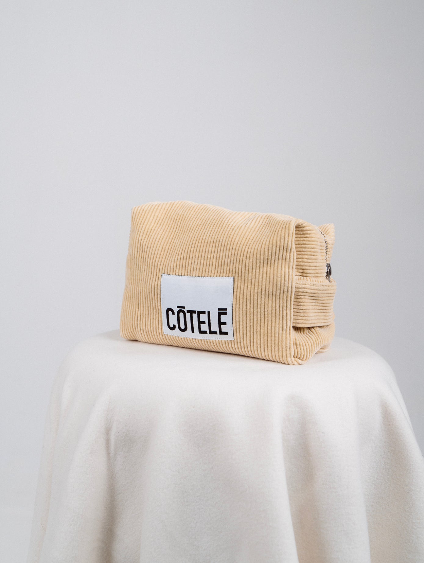 TROUSSE DE TOILETTE XL - CACAHUÈTE