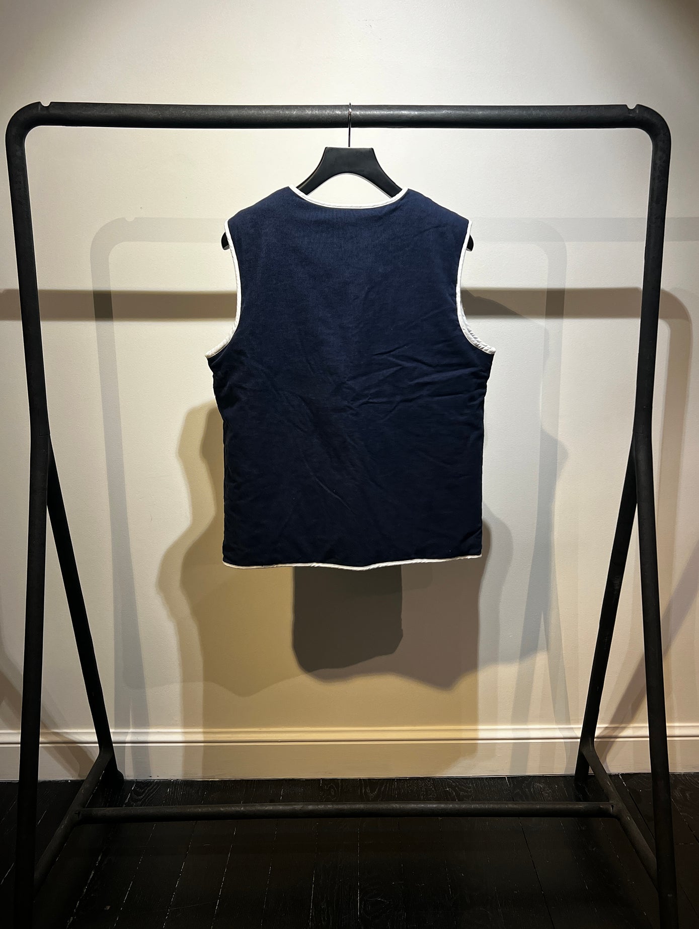 VESTE SANS MANCHE NAVY BORDS BLANCS - TAILLE M